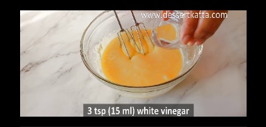 vinegar is added to rest of the cake batter