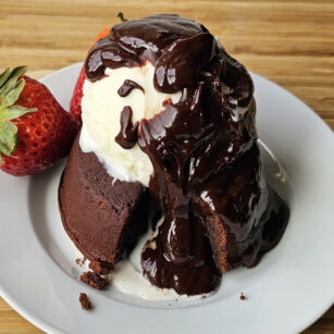 choco-lava-cake-recipe-in-air-fryer