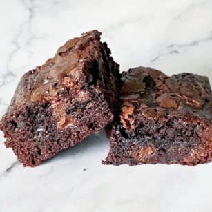 guide for how to store these 2 pieces of chocolate brownies